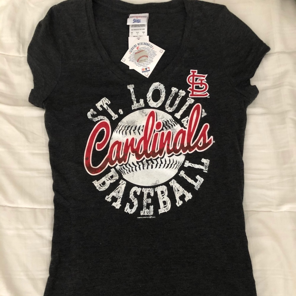 St. Louis Cardinals NWT T-shirt sz small
